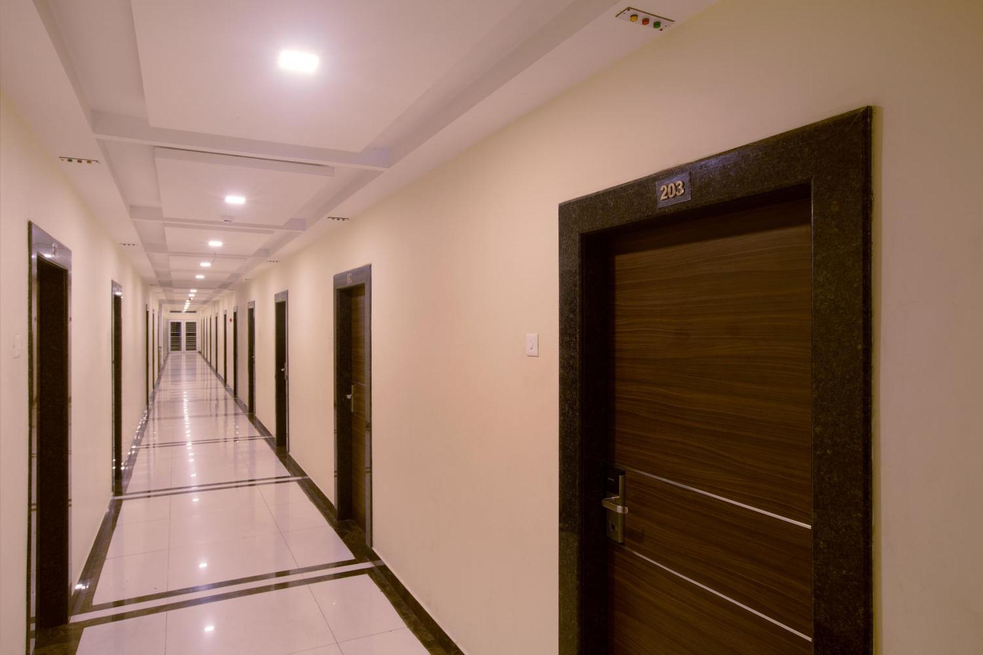 Tiruchirappalli Manjhi Residency酒店 外观 照片