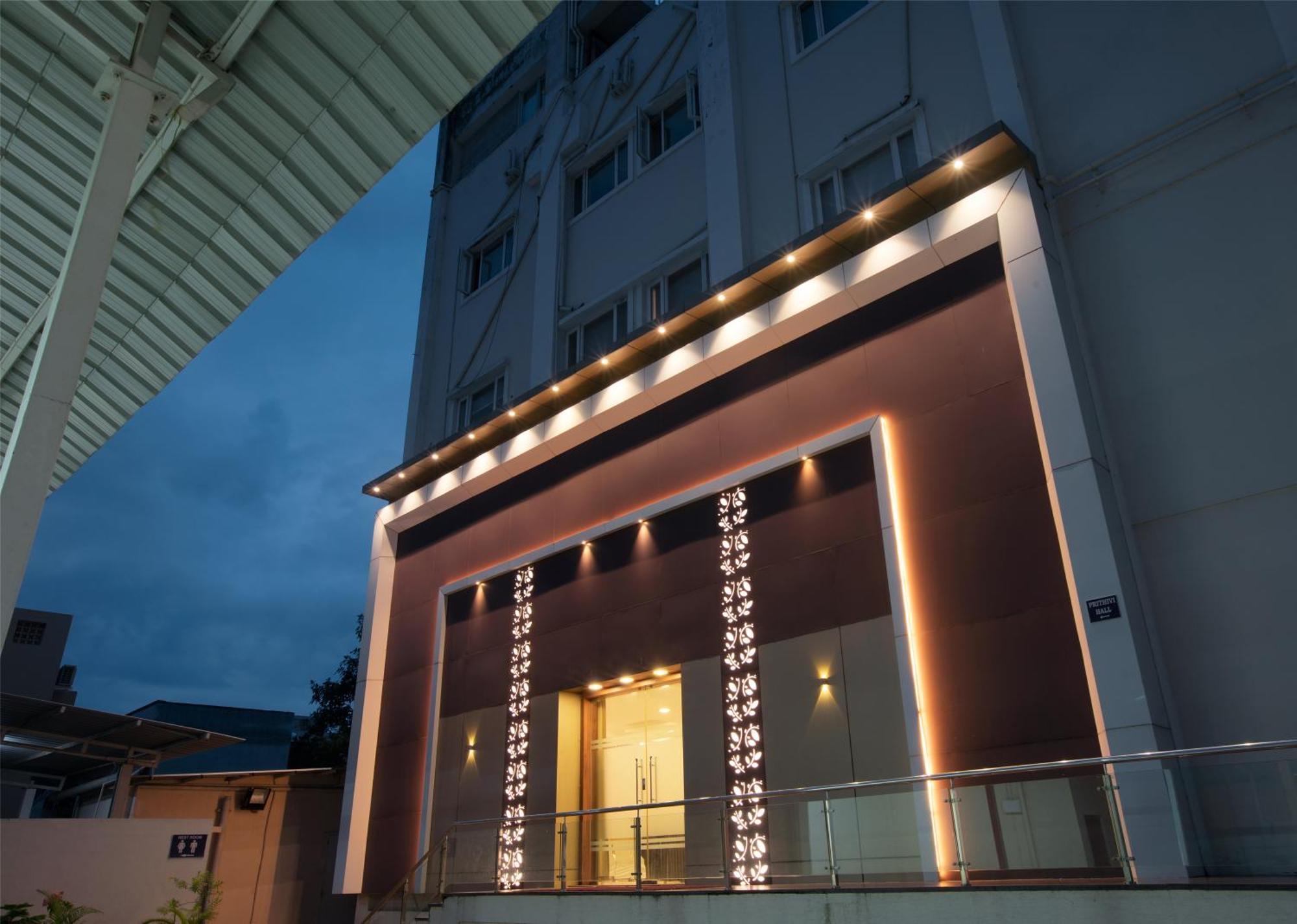 Tiruchirappalli Manjhi Residency酒店 外观 照片